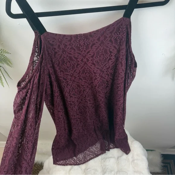 Xhilaration Dress or long top. Long sleeve. Cold shoulder. Merlot colour . XXL - Picture 13 of 14